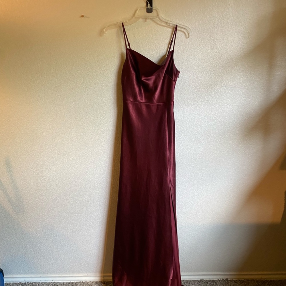 SHINY SATIN CABERNET BIRDY GREY